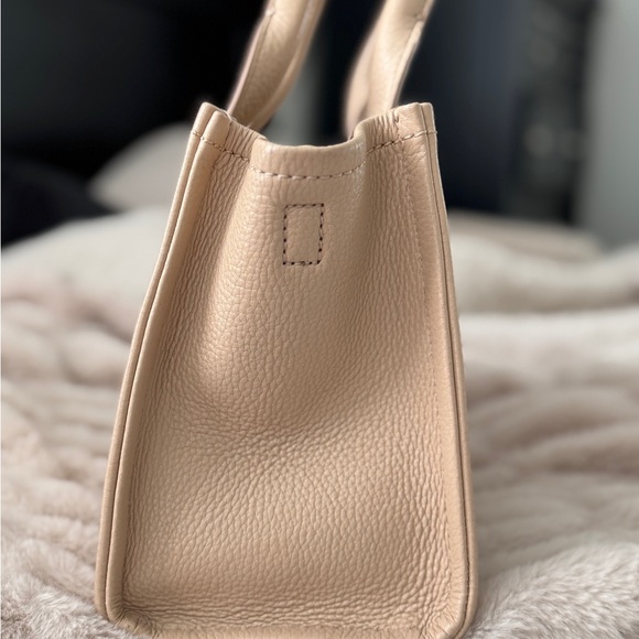 Marc Jacobs The Tote Bag - Picture 4 of 6